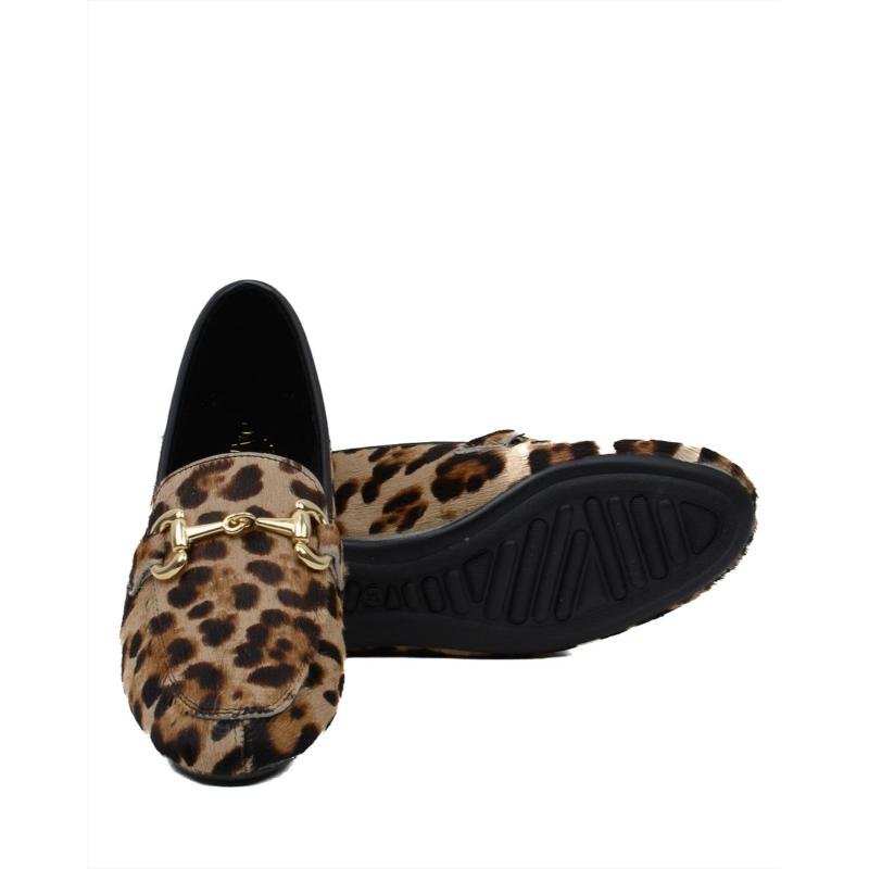 TasosShoes_0025_dermatina_gynaikeia_mokasinia_se_leopard_chroma-2