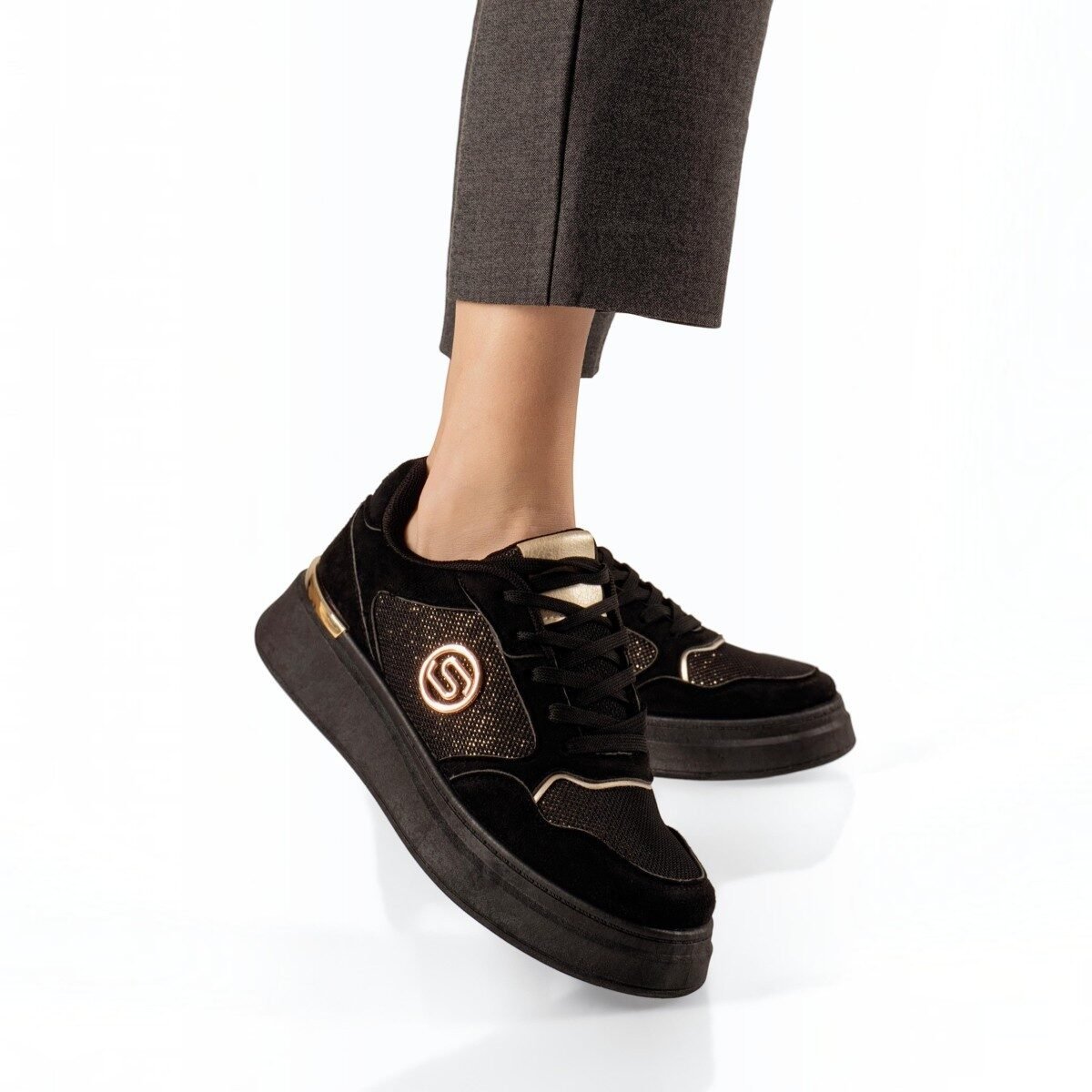 TasosShoes_Zak_shoes_SD24026_gynaikeia_anatomika_sneakers_mayro-3